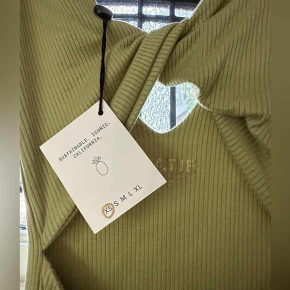 NWT skatie amelia midi cutout dress - Picture 4 of 4